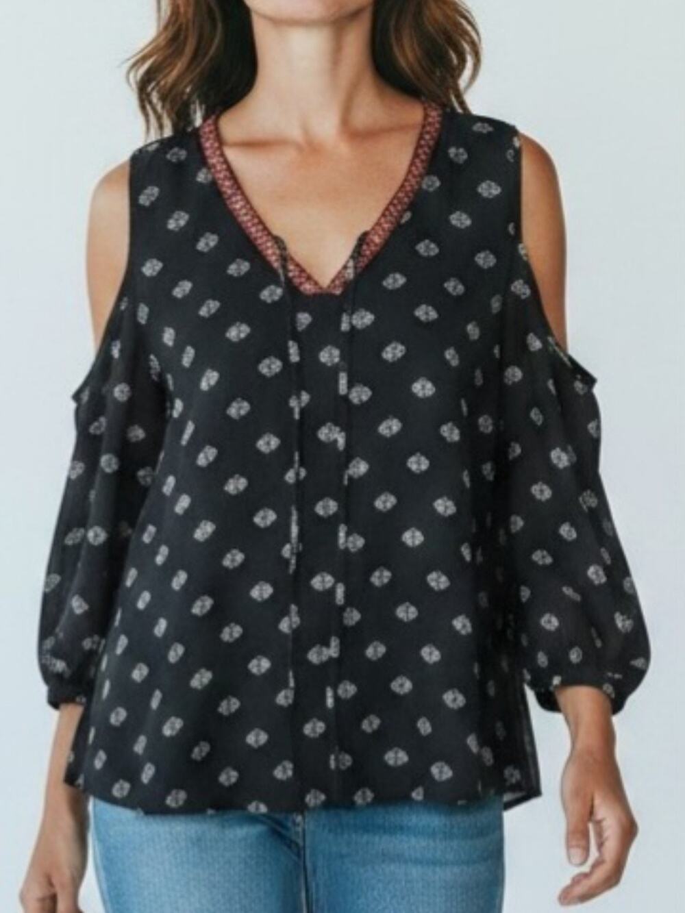 Boho SWEET WANDERER Cold Shoulder Medallion Design Embroidered Trim Top Size L